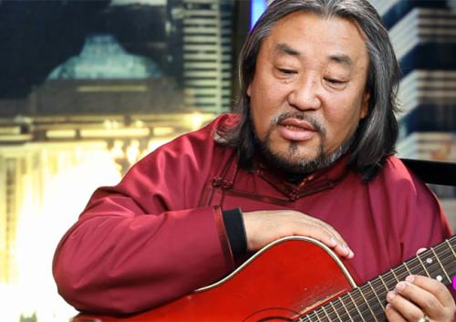 Д.Сосорбарам “Хог түүдэг, сэнтий гуйдаг гуйлгачны хооронд ялгаа ерөөсөө байхгүй”